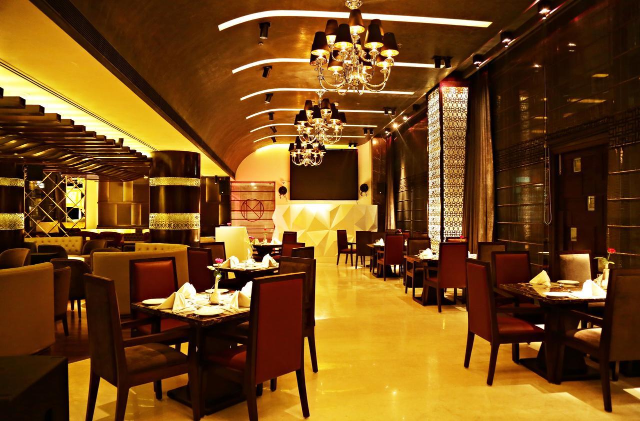 Inde Hotel Chattarpur Neu-Delhi Exterior foto
